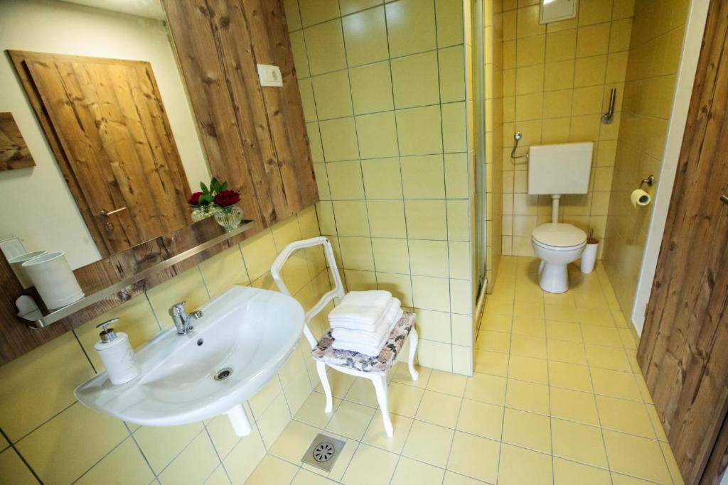 Hisa Poljana Rooms Prevalje Dış mekan fotoğraf